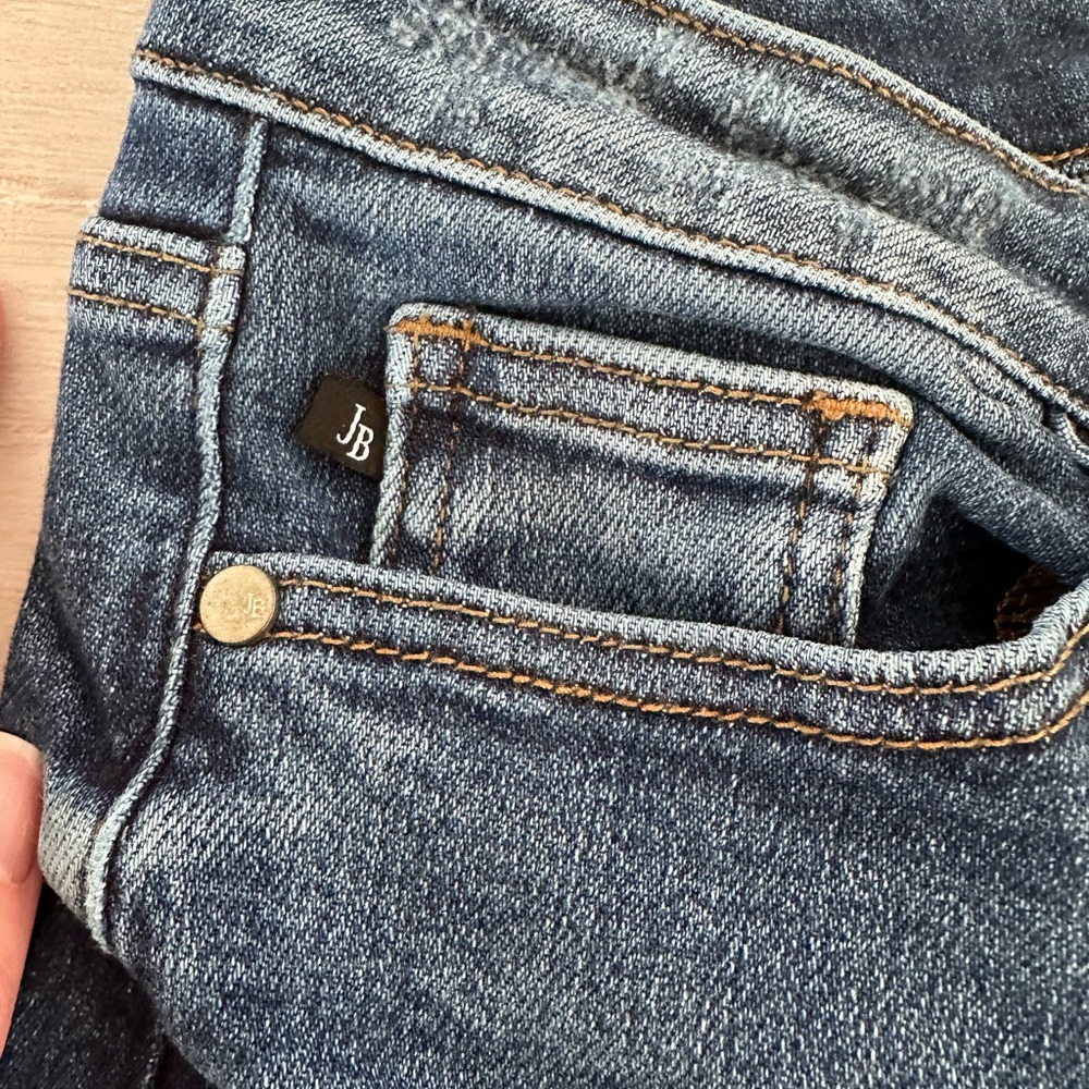 Judy Blue Two-Tone Flare Jeans- Size 5/27 - Picture 6 of 9